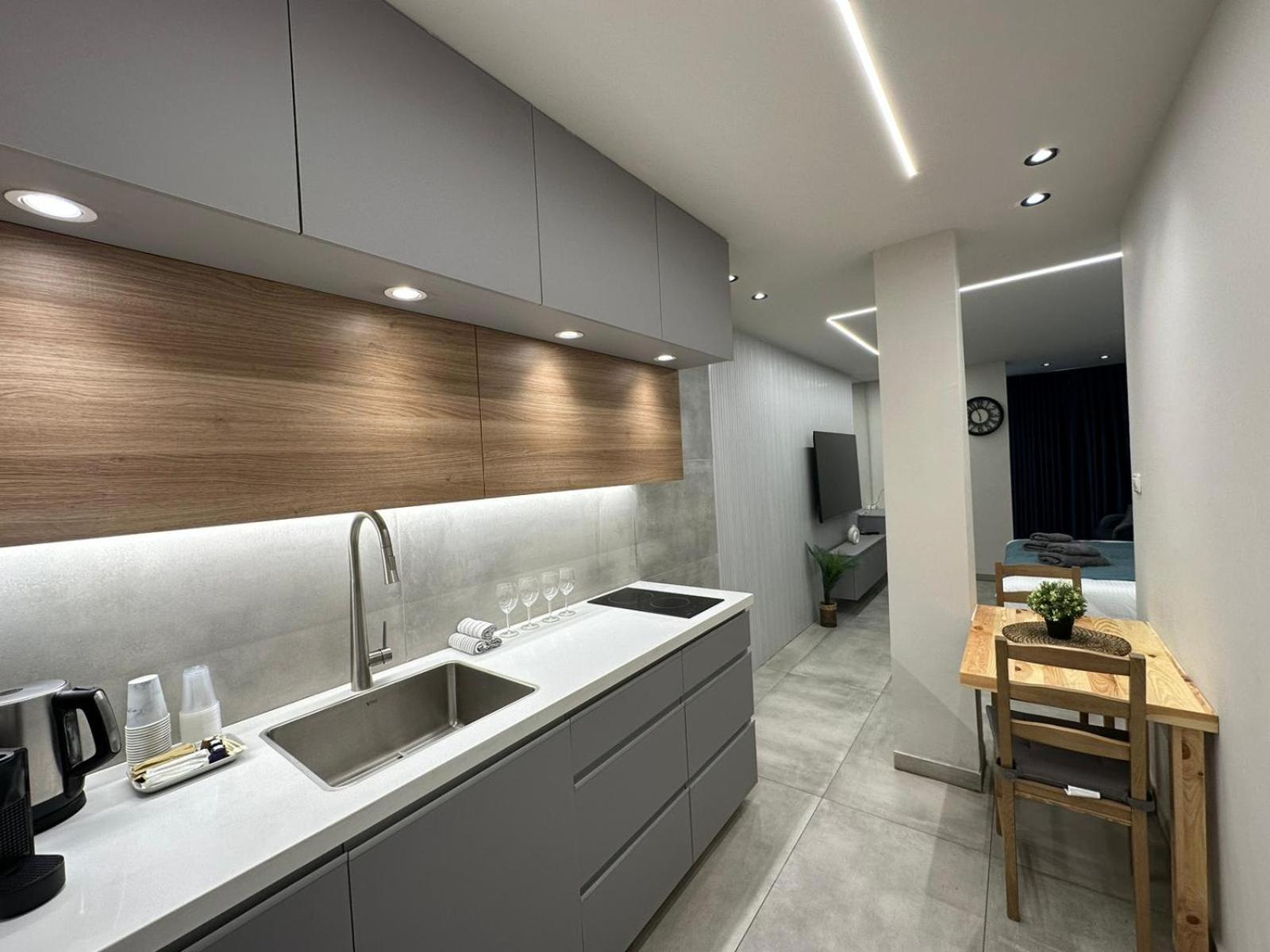 Apartment Mamilla Brilliant Emerald 2